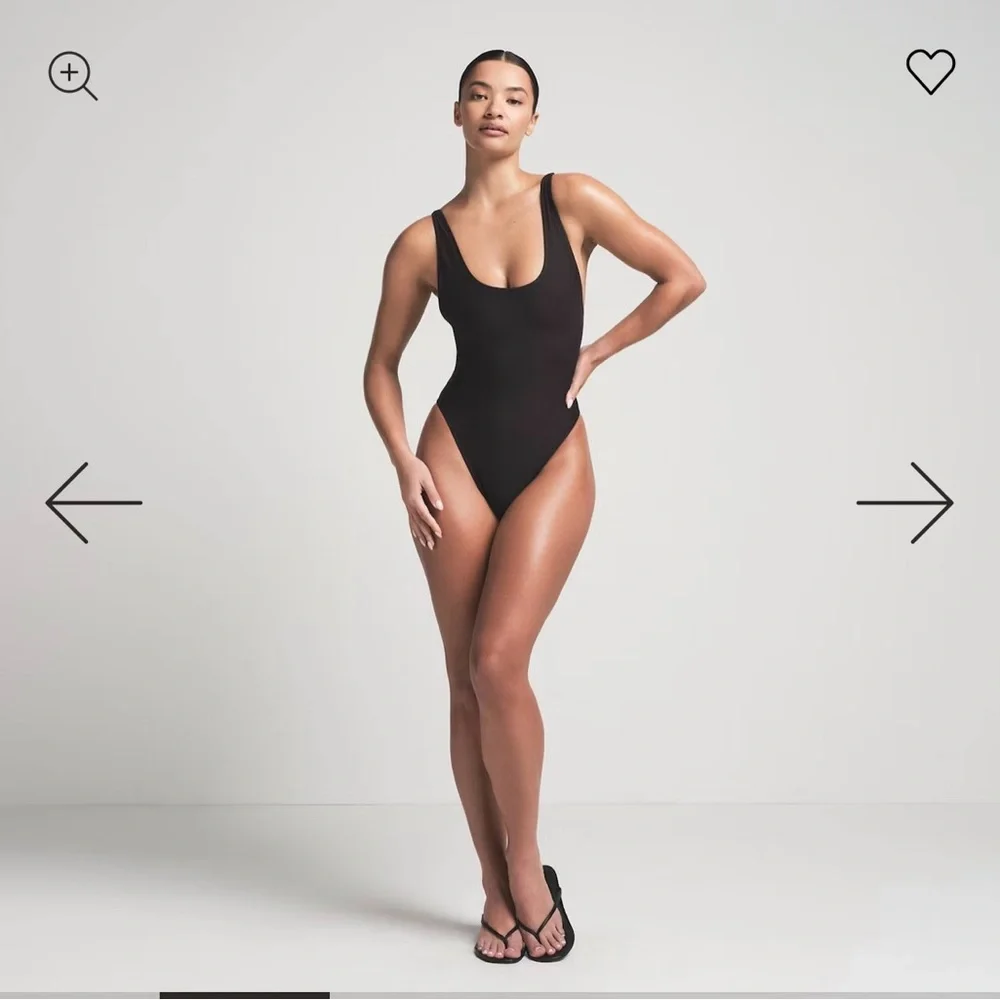 Skims Scoop Neck One Piece Women's Swimsuit